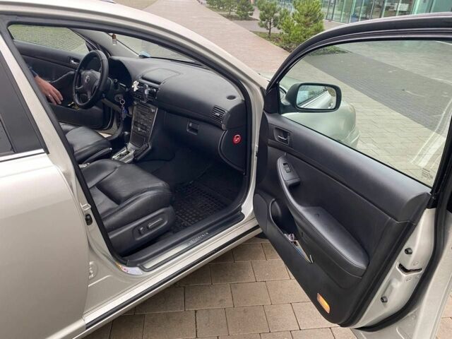 Серый Тойота Авенсис, объемом двигателя 2.4 л и пробегом 235 тыс. км за 6300 $, фото 9 на Automoto.ua