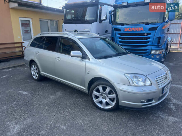 Серый Тойота Авенсис, объемом двигателя 2 л и пробегом 272 тыс. км за 4800 $, фото 1 на Automoto.ua