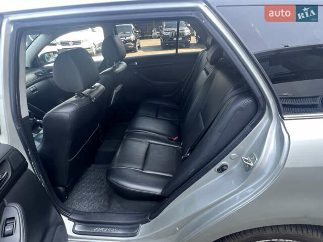 Серый Тойота Авенсис, объемом двигателя 2 л и пробегом 272 тыс. км за 4800 $, фото 15 на Automoto.ua