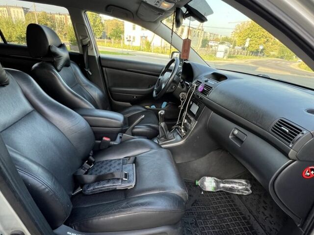 Сірий Тойота Авенсіс, об'ємом двигуна 2 л та пробігом 277 тис. км за 5550 $, фото 7 на Automoto.ua