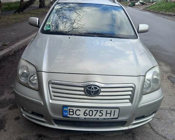 Серый Тойота Авенсис, объемом двигателя 1.8 л и пробегом 300 тыс. км за 6000 $, фото 3 на Automoto.ua