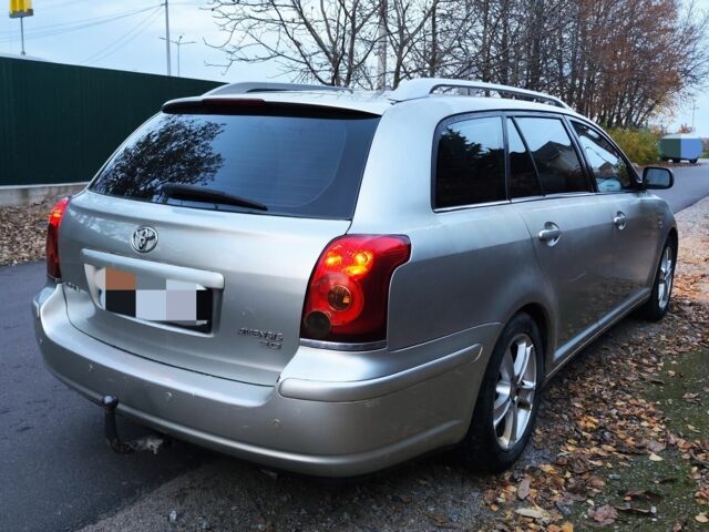 Серый Тойота Авенсис, объемом двигателя 2 л и пробегом 430 тыс. км за 2500 $, фото 3 на Automoto.ua