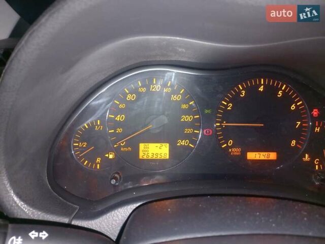 Серый Тойота Авенсис, объемом двигателя 1.8 л и пробегом 263 тыс. км за 7100 $, фото 6 на Automoto.ua