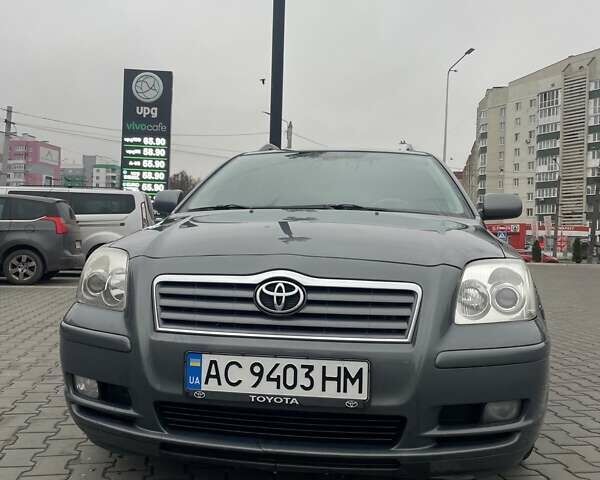 Сірий Тойота Авенсіс, об'ємом двигуна 2 л та пробігом 285 тис. км за 5200 $, фото 2 на Automoto.ua