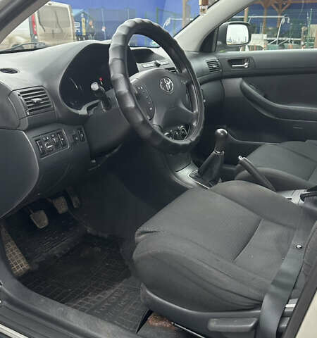 Сірий Тойота Авенсіс, об'ємом двигуна 1.8 л та пробігом 311 тис. км за 6100 $, фото 5 на Automoto.ua