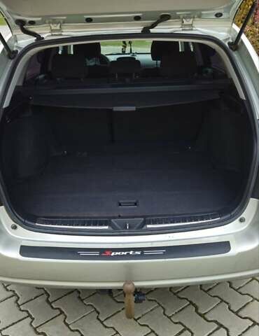 Сірий Тойота Авенсіс, об'ємом двигуна 1.8 л та пробігом 260 тис. км за 4499 $, фото 1 на Automoto.ua