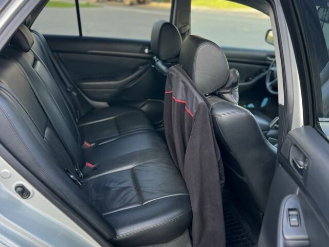 Сірий Тойота Авенсіс, об'ємом двигуна 2 л та пробігом 277 тис. км за 5550 $, фото 6 на Automoto.ua