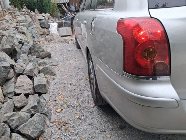 Сірий Тойота Авенсіс, об'ємом двигуна 0 л та пробігом 340 тис. км за 3650 $, фото 4 на Automoto.ua