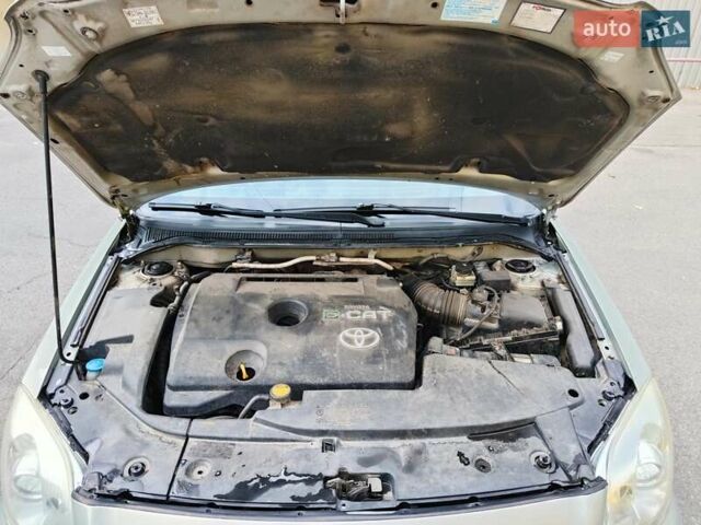 Серый Тойота Авенсис, объемом двигателя 2.2 л и пробегом 262 тыс. км за 6500 $, фото 10 на Automoto.ua