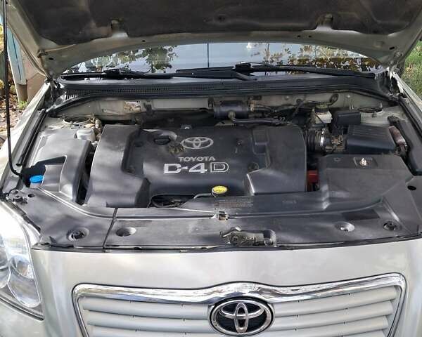 Сірий Тойота Авенсіс, об'ємом двигуна 2 л та пробігом 356 тис. км за 5550 $, фото 11 на Automoto.ua