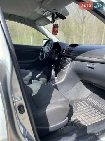 Сірий Тойота Авенсіс, об'ємом двигуна 2 л та пробігом 280 тис. км за 4199 $, фото 17 на Automoto.ua
