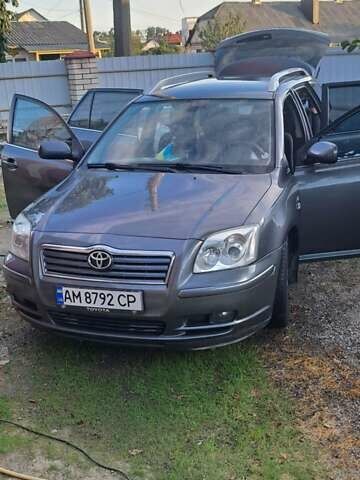 Серый Тойота Авенсис, объемом двигателя 2.2 л и пробегом 230 тыс. км за 4700 $, фото 9 на Automoto.ua