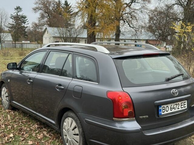 Серый Тойота Авенсис, объемом двигателя 1.8 л и пробегом 200 тыс. км за 5600 $, фото 3 на Automoto.ua