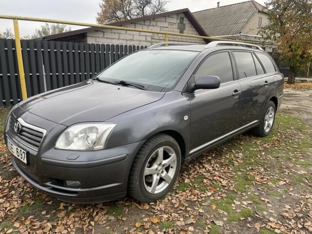 Серый Тойота Авенсис, объемом двигателя 2 л и пробегом 300 тыс. км за 2600 $, фото 5 на Automoto.ua