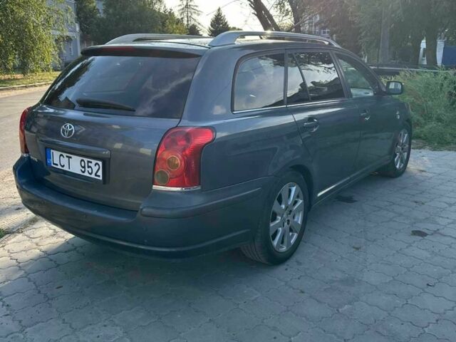 Серый Тойота Авенсис, объемом двигателя 2.2 л и пробегом 3 тыс. км за 2900 $, фото 2 на Automoto.ua