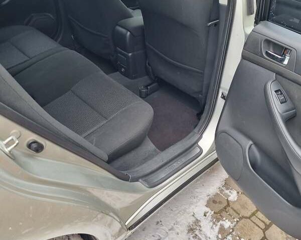 Серый Тойота Авенсис, объемом двигателя 1.8 л и пробегом 190 тыс. км за 6900 $, фото 11 на Automoto.ua