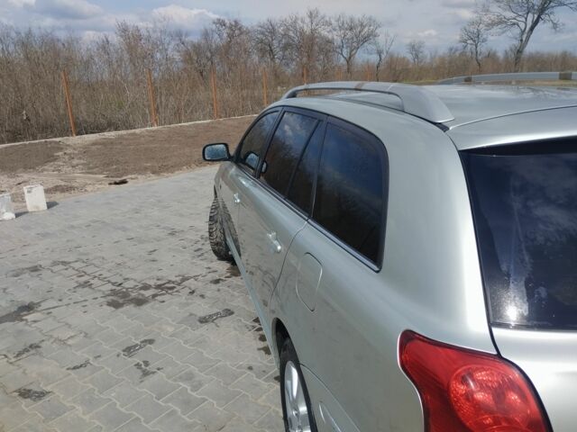 Сірий Тойота Авенсіс, об'ємом двигуна 2.2 л та пробігом 256 тис. км за 6200 $, фото 3 на Automoto.ua
