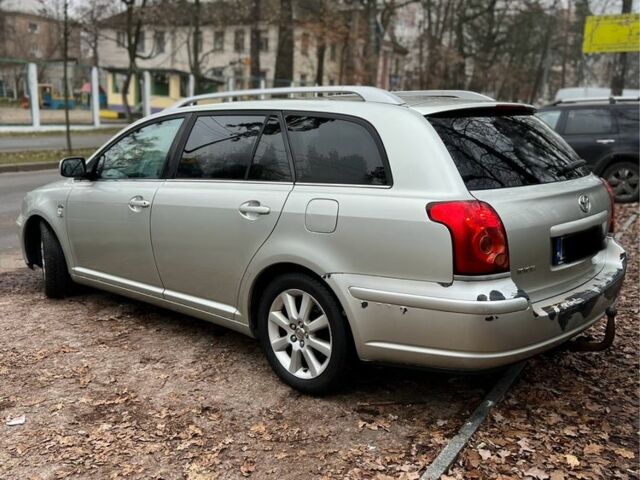 Серый Тойота Авенсис, объемом двигателя 2 л и пробегом 336 тыс. км за 2600 $, фото 8 на Automoto.ua