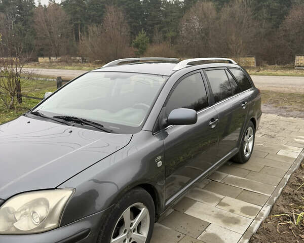 Серый Тойота Авенсис, объемом двигателя 2.23 л и пробегом 240 тыс. км за 4800 $, фото 5 на Automoto.ua