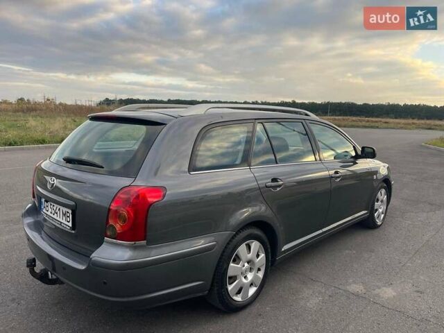 Серый Тойота Авенсис, объемом двигателя 1.79 л и пробегом 203 тыс. км за 7200 $, фото 5 на Automoto.ua