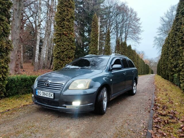 Серый Тойота Авенсис, объемом двигателя 2.2 л и пробегом 436 тыс. км за 4200 $, фото 3 на Automoto.ua