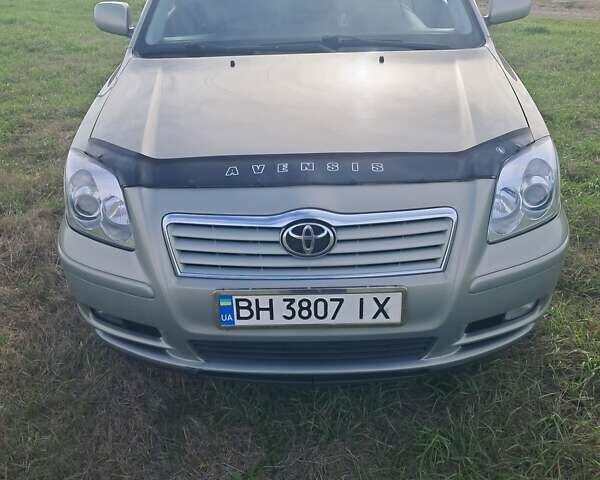 Сірий Тойота Авенсіс, об'ємом двигуна 2 л та пробігом 356 тис. км за 5550 $, фото 1 на Automoto.ua