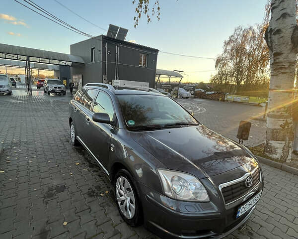 Серый Тойота Авенсис, объемом двигателя 2.23 л и пробегом 298 тыс. км за 4799 $, фото 5 на Automoto.ua