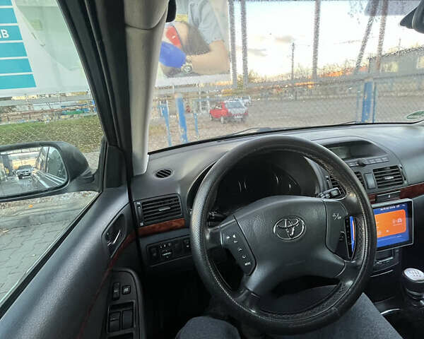 Серый Тойота Авенсис, объемом двигателя 2.23 л и пробегом 298 тыс. км за 4799 $, фото 6 на Automoto.ua