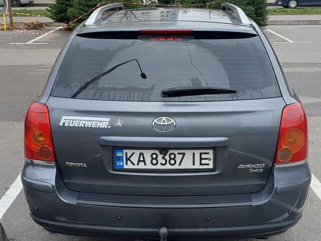 Серый Тойота Авенсис, объемом двигателя 2.2 л и пробегом 361 тыс. км за 4800 $, фото 1 на Automoto.ua