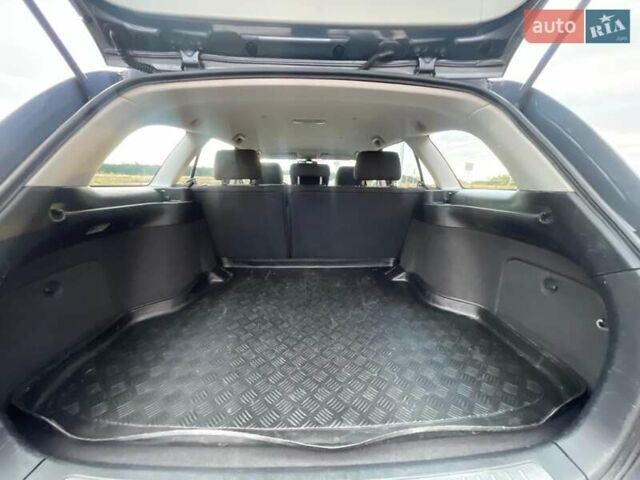 Серый Тойота Авенсис, объемом двигателя 1.79 л и пробегом 203 тыс. км за 7200 $, фото 14 на Automoto.ua