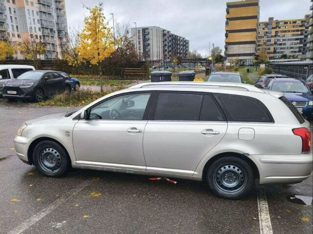 Сірий Тойота Авенсіс, об'ємом двигуна 2 л та пробігом 315 тис. км за 2219 $, фото 3 на Automoto.ua