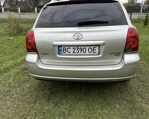 Сірий Тойота Авенсіс, об'ємом двигуна 2 л та пробігом 280 тис. км за 5500 $, фото 4 на Automoto.ua