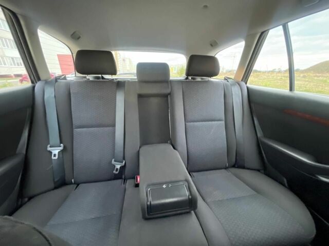 Серый Тойота Авенсис, объемом двигателя 1.8 л и пробегом 204 тыс. км за 6700 $, фото 5 на Automoto.ua