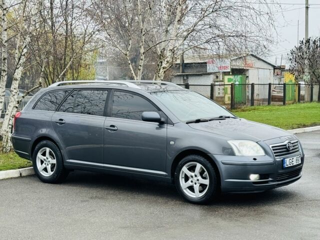 Серый Тойота Авенсис, объемом двигателя 2 л и пробегом 231 тыс. км за 2950 $, фото 2 на Automoto.ua