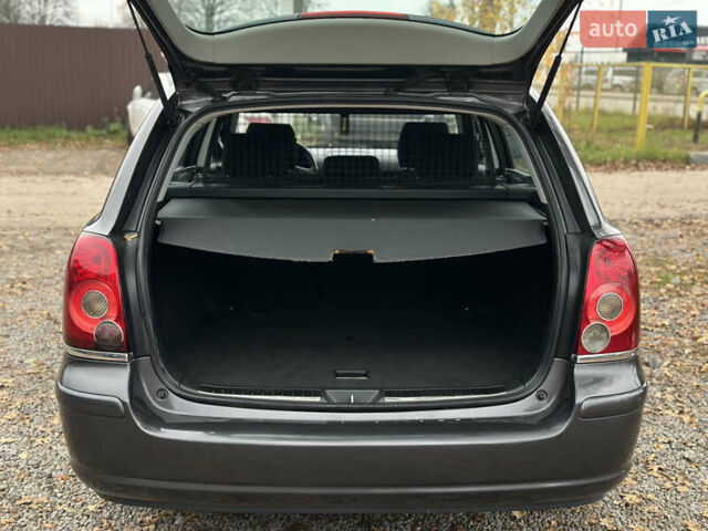 Серый Тойота Авенсис, объемом двигателя 1.8 л и пробегом 219 тыс. км за 6700 $, фото 49 на Automoto.ua