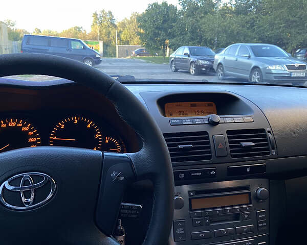 Серый Тойота Авенсис, объемом двигателя 2.23 л и пробегом 306 тыс. км за 5200 $, фото 11 на Automoto.ua