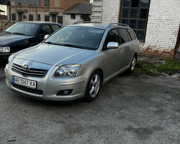 Сірий Тойота Авенсіс, об'ємом двигуна 2.23 л та пробігом 379 тис. км за 4800 $, фото 1 на Automoto.ua