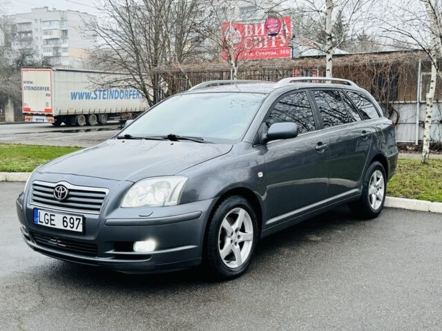 Серый Тойота Авенсис, объемом двигателя 2 л и пробегом 231 тыс. км за 2950 $, фото 5 на Automoto.ua