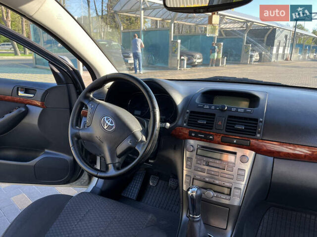 Сірий Тойота Авенсіс, об'ємом двигуна 1.8 л та пробігом 265 тис. км за 5999 $, фото 17 на Automoto.ua