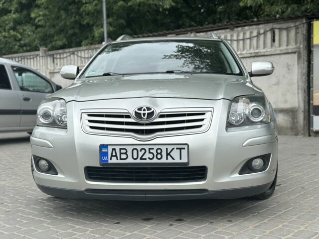 Серый Тойота Авенсис, объемом двигателя 0 л и пробегом 200 тыс. км за 7000 $, фото 10 на Automoto.ua