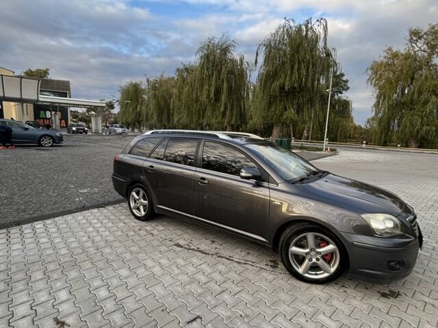 Серый Тойота Авенсис, объемом двигателя 2.2 л и пробегом 270 тыс. км за 6200 $, фото 1 на Automoto.ua