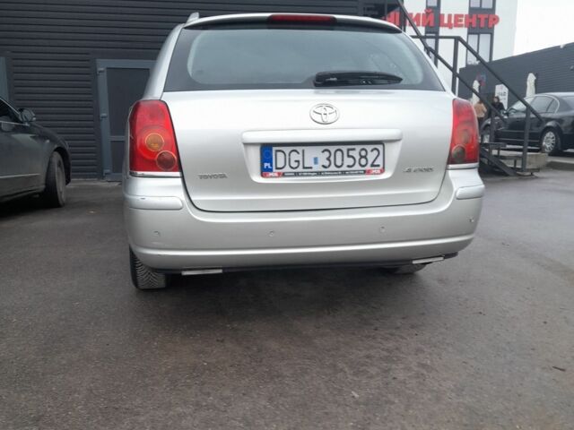 Серый Тойота Авенсис, объемом двигателя 2 л и пробегом 300 тыс. км за 2550 $, фото 2 на Automoto.ua