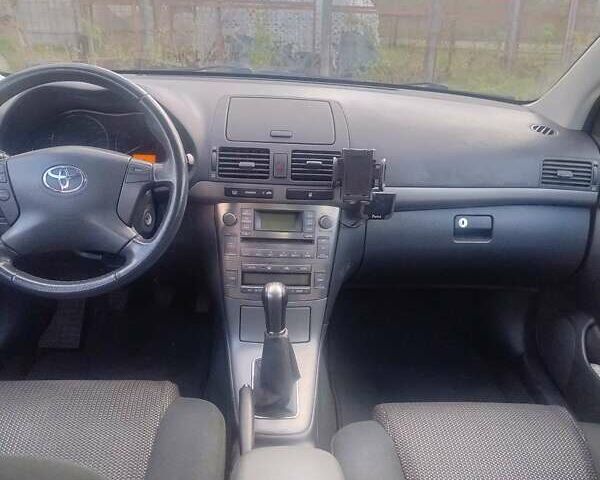 Сірий Тойота Авенсіс, об'ємом двигуна 1.8 л та пробігом 334 тис. км за 6500 $, фото 12 на Automoto.ua