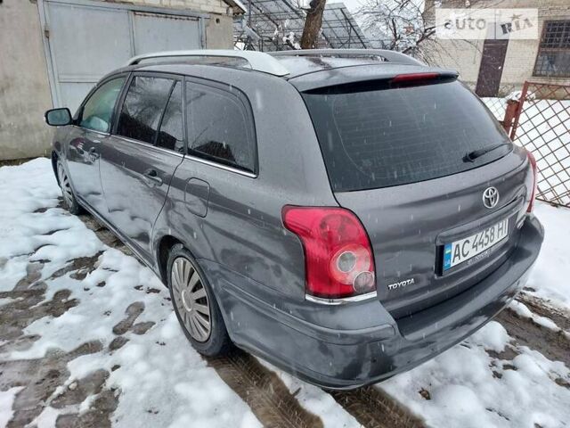 Серый Тойота Авенсис, объемом двигателя 2 л и пробегом 259 тыс. км за 4799 $, фото 7 на Automoto.ua