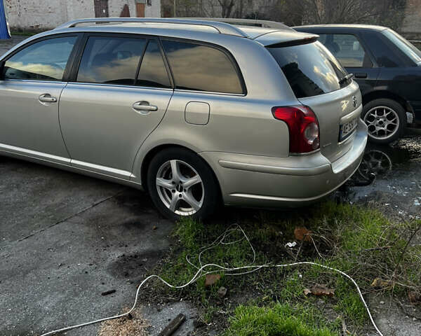 Сірий Тойота Авенсіс, об'ємом двигуна 2.23 л та пробігом 379 тис. км за 4800 $, фото 3 на Automoto.ua