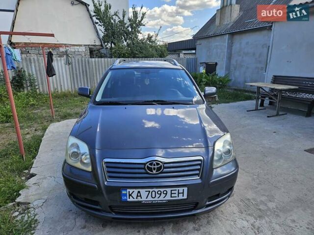 Серый Тойота Авенсис, объемом двигателя 1.79 л и пробегом 224 тыс. км за 7400 $, фото 2 на Automoto.ua