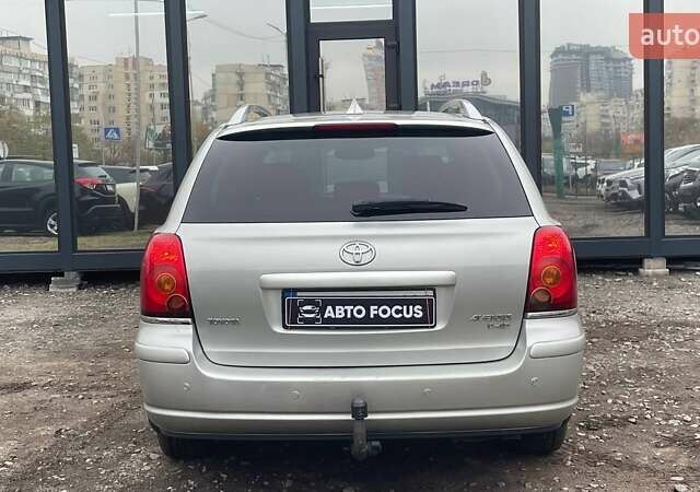 Серый Тойота Авенсис, объемом двигателя 2.2 л и пробегом 299 тыс. км за 7490 $, фото 4 на Automoto.ua