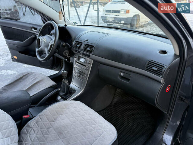 Сірий Тойота Авенсіс, об'ємом двигуна 2.23 л та пробігом 275 тис. км за 5600 $, фото 32 на Automoto.ua