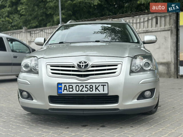 Сірий Тойота Авенсіс, об'ємом двигуна 1.8 л та пробігом 200 тис. км за 7500 $, фото 10 на Automoto.ua
