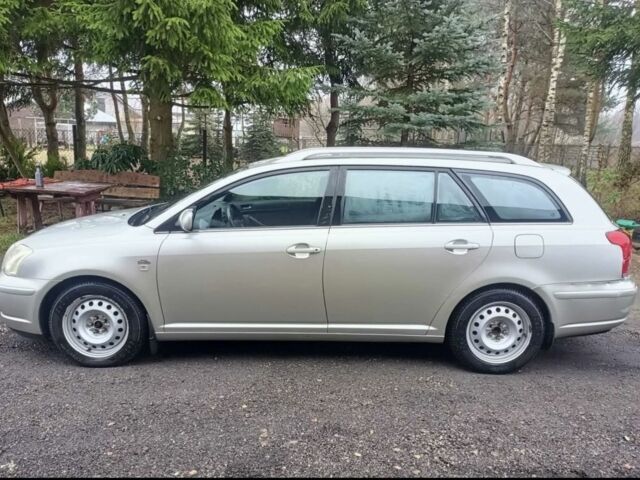 Серый Тойота Авенсис, объемом двигателя 2 л и пробегом 303 тыс. км за 2300 $, фото 5 на Automoto.ua